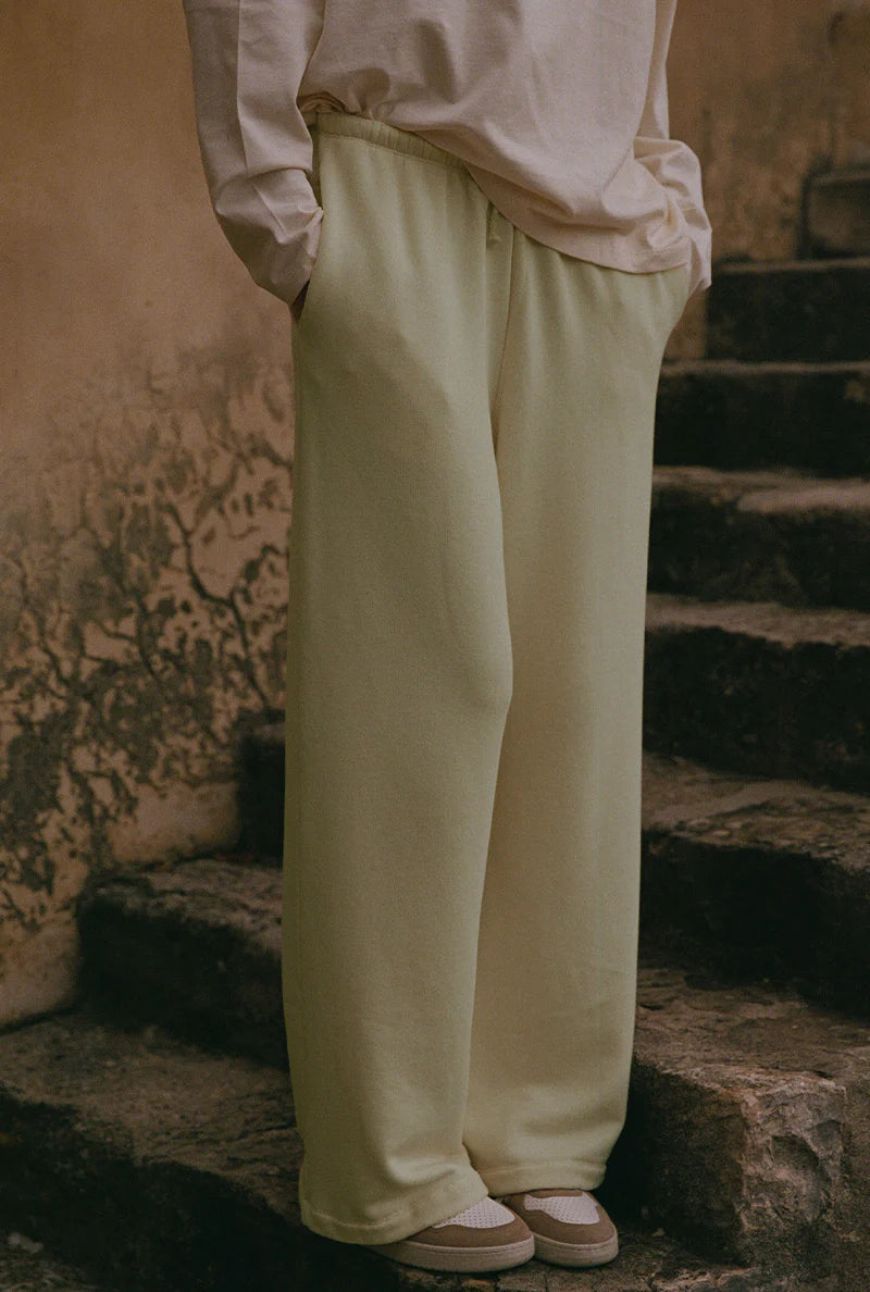 SWEATPANTS | light green