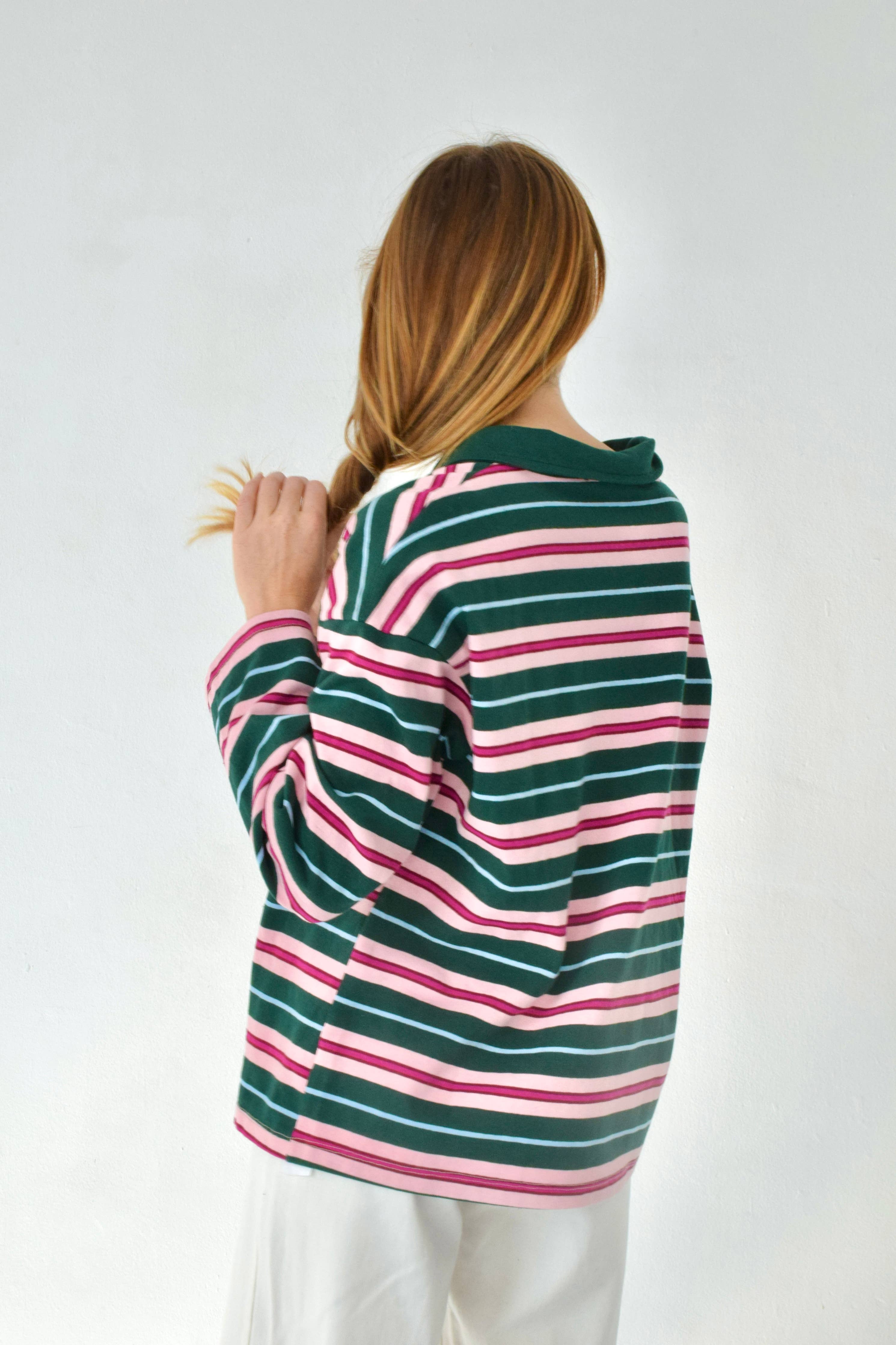 GESTREIFTES POLOSHIRT | grün & rosa