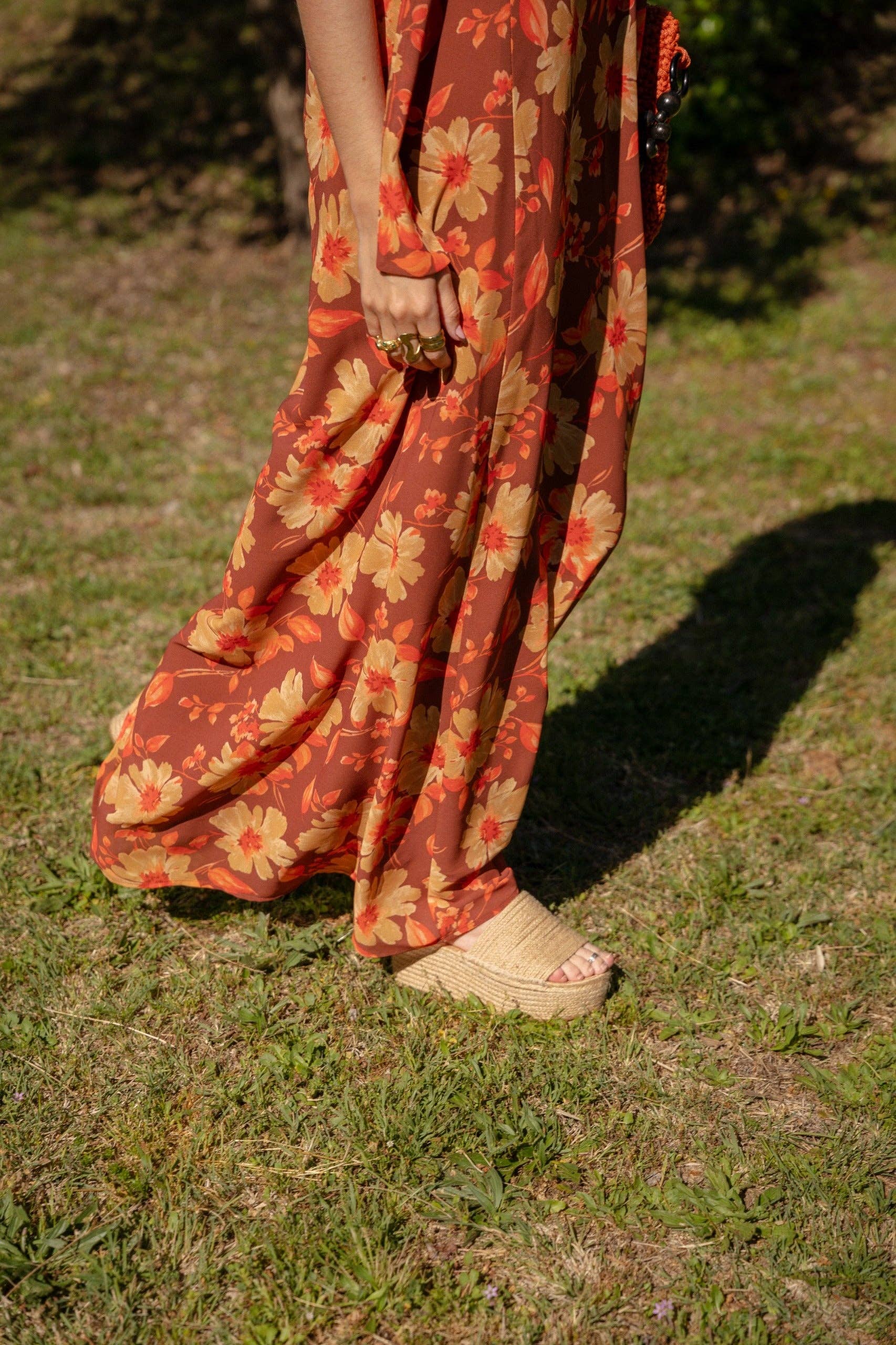 MAXI-KLEID MIT SCHAL | Blumenmuster