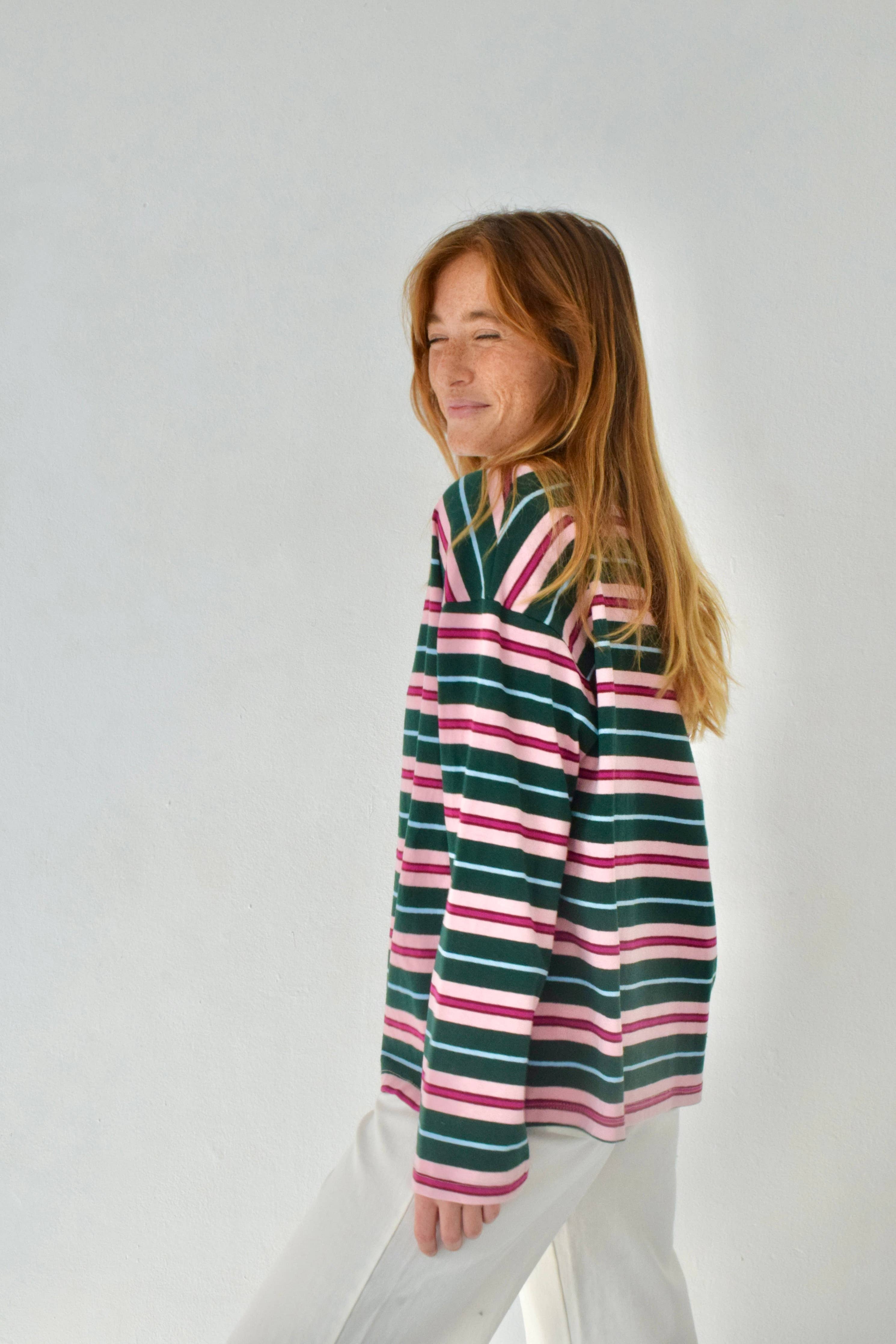 GESTREIFTES POLOSHIRT | grün & rosa