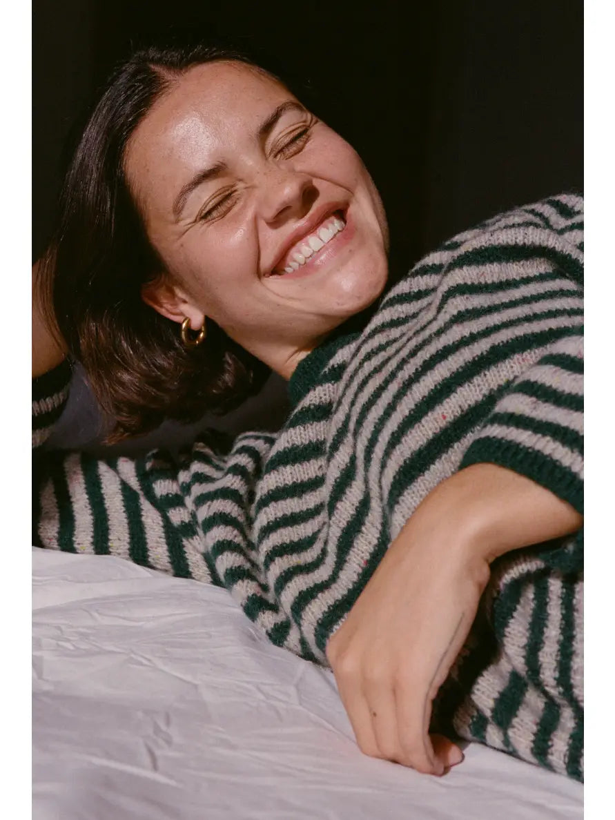 SWEATER MIT TROMPETENÄRMELN | ISA | gestreift