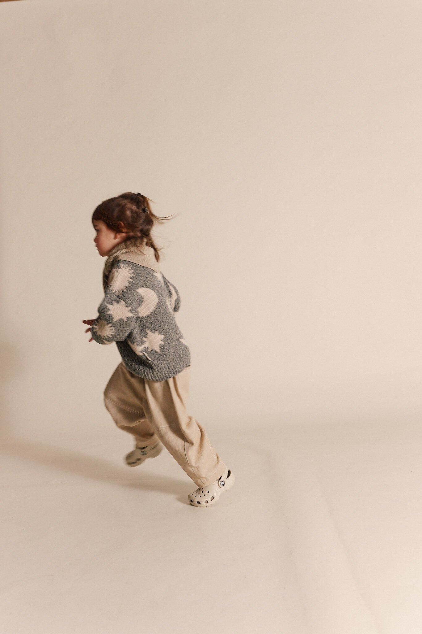 PULLOVER MIT MOND UND STERNEN | midnight blue