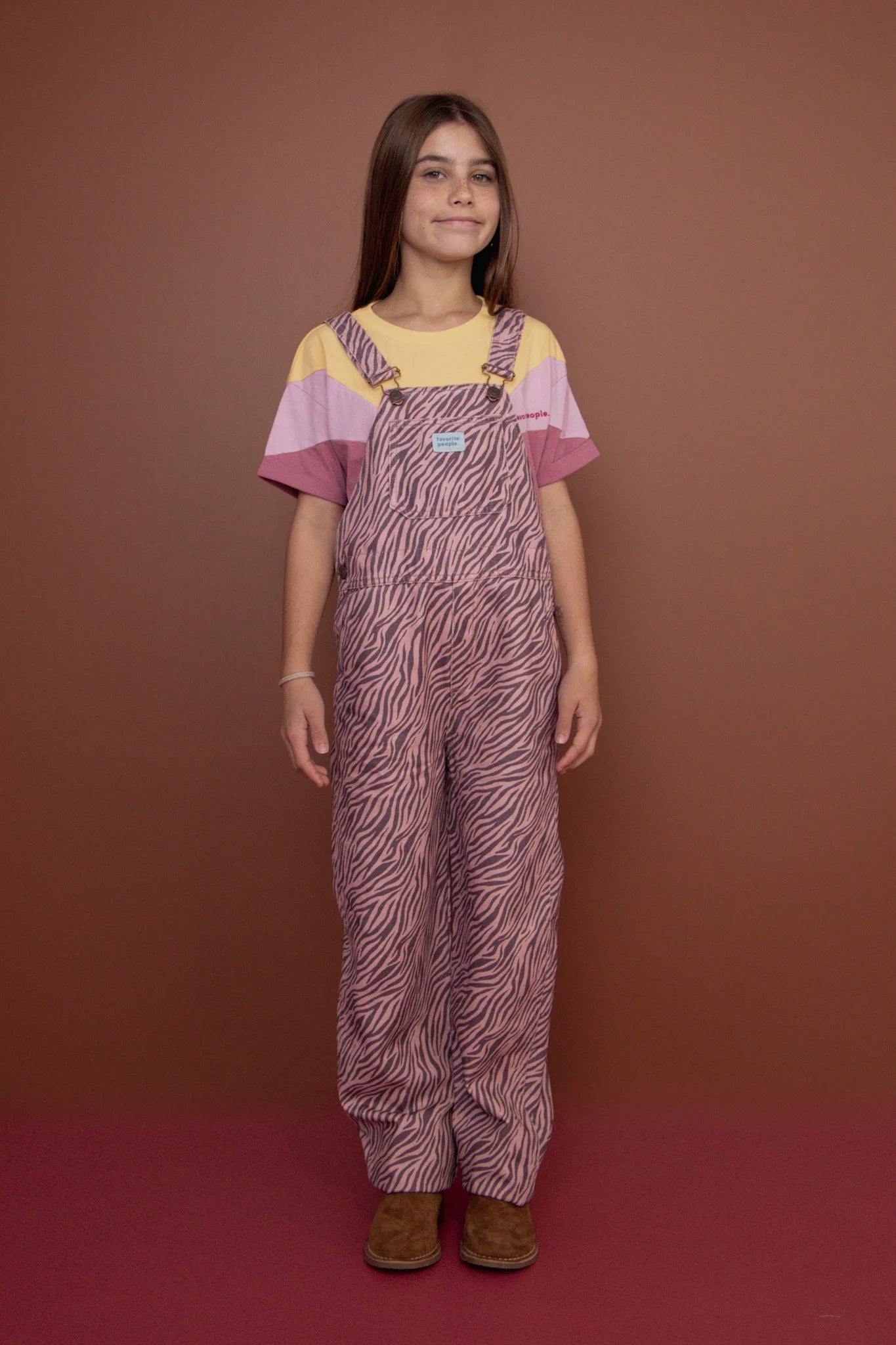 LATZHOSE MIT ZEBRAMUSTER | rosa