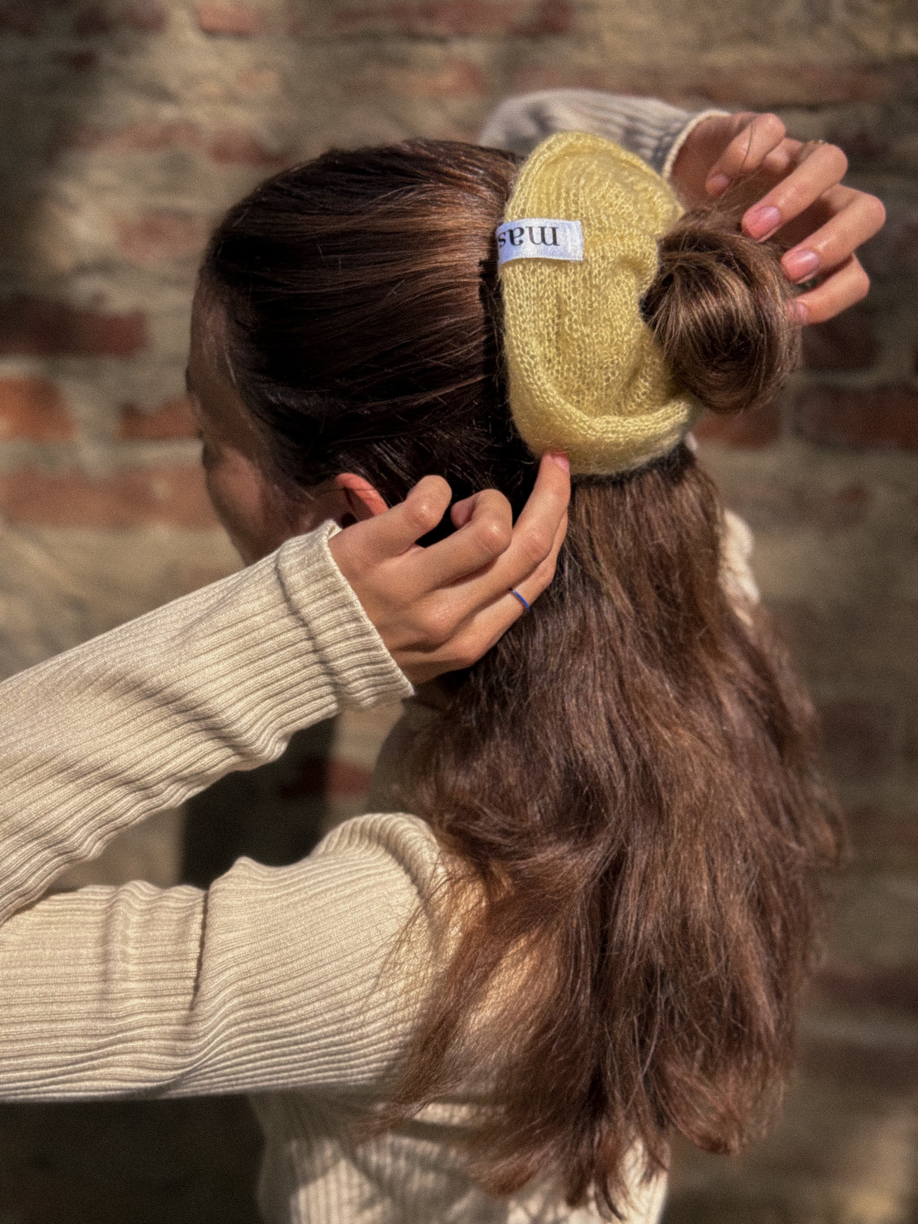 SCRUNCHIE AUS MOHAIR & SEIDE | the butter the better
