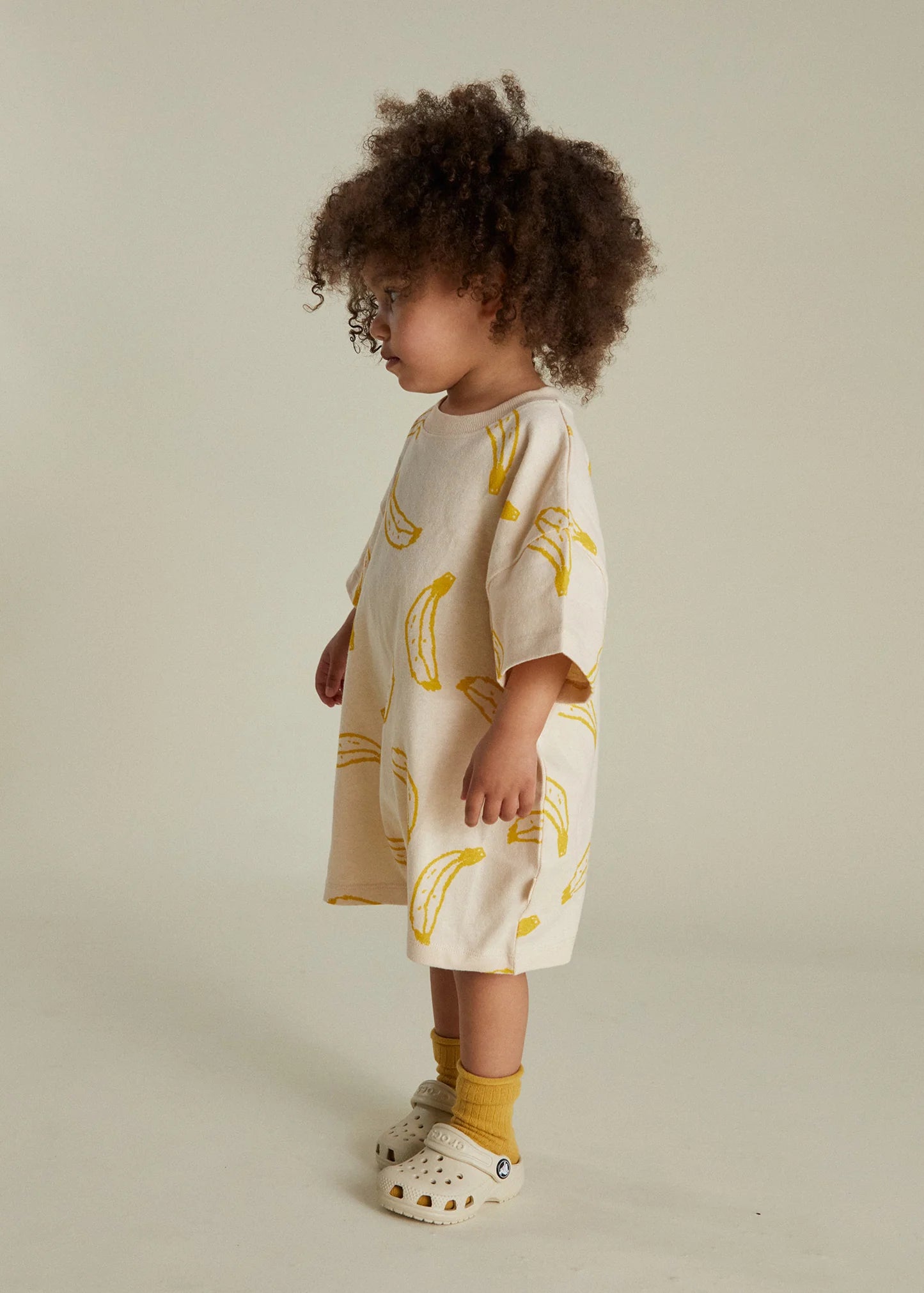 ROMPER MIT BANANENPRINT