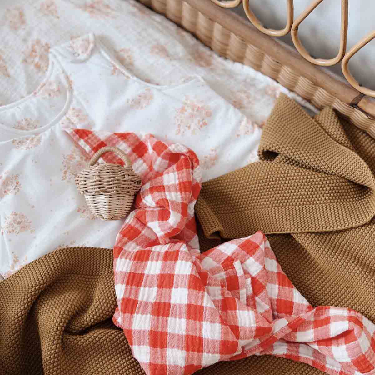SWADDLE AUS MUSSELIN | vichy rot
