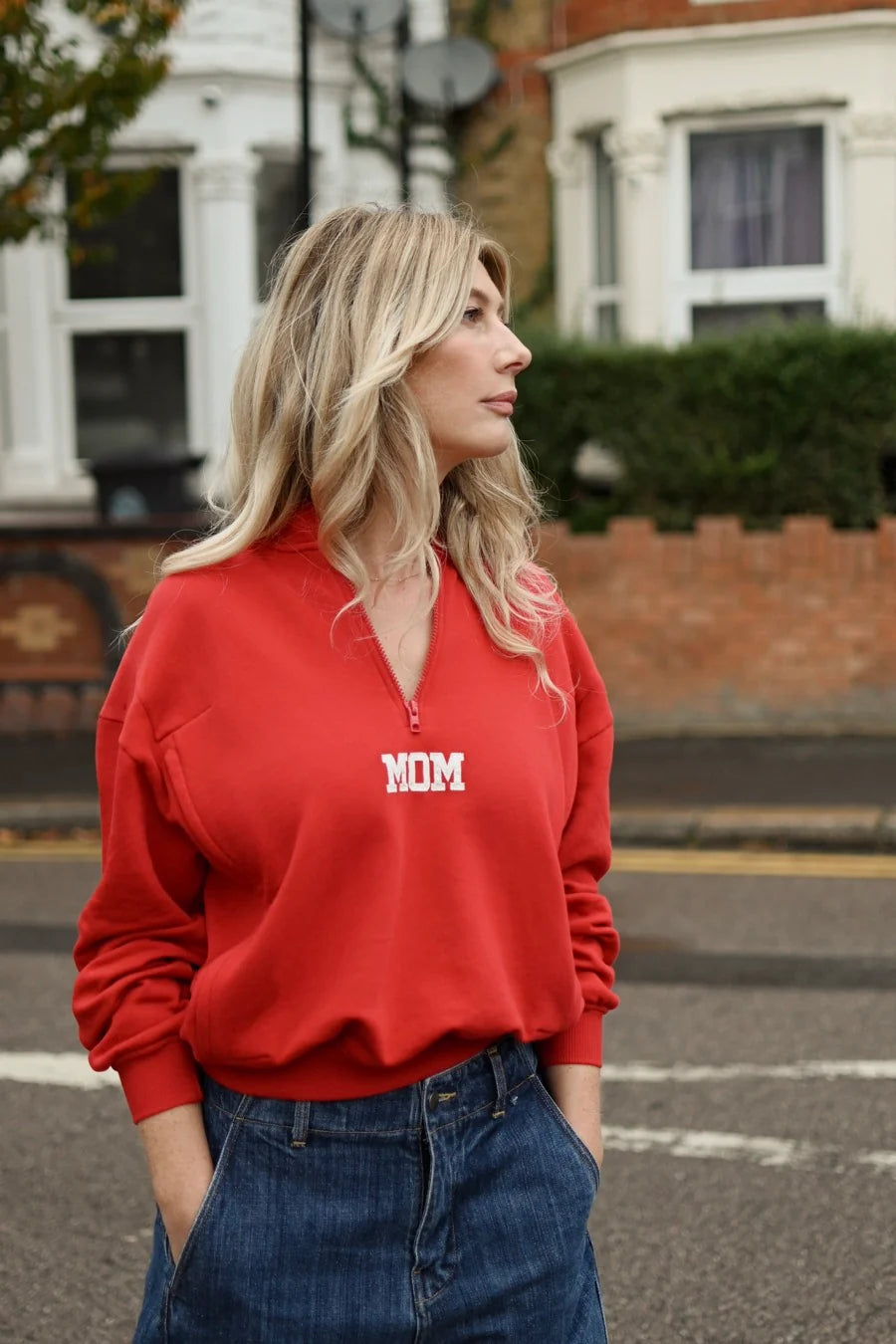 STILL-SWEATSHIRT | MOM