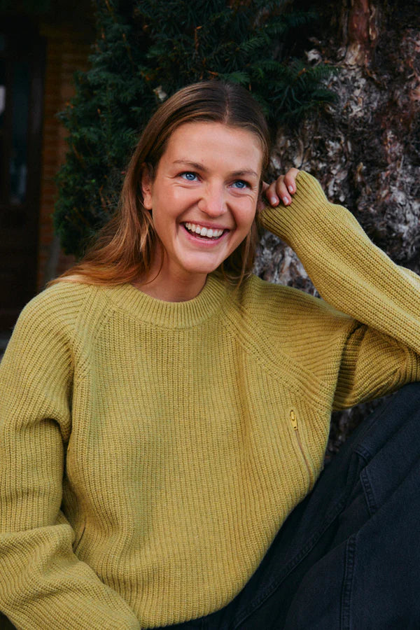 STILL-PULLOVER | anise green